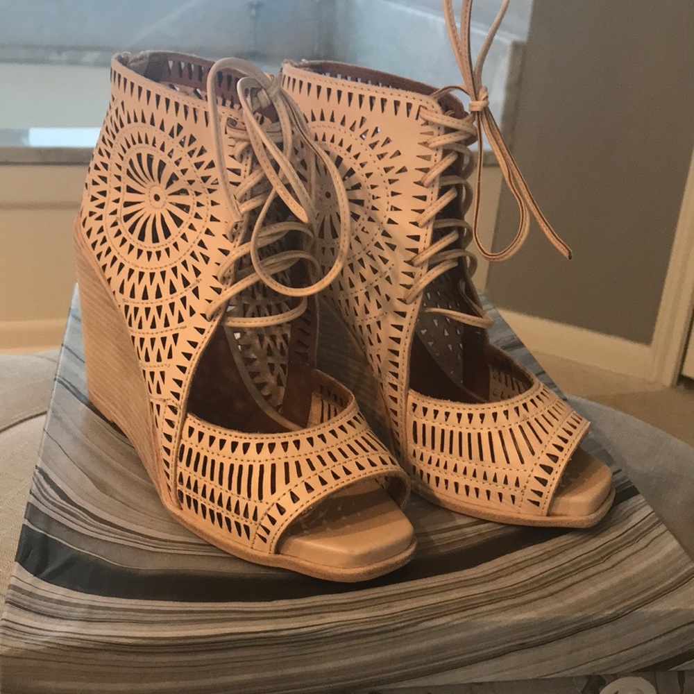 Jeffrey Campbell Rayos Wedge